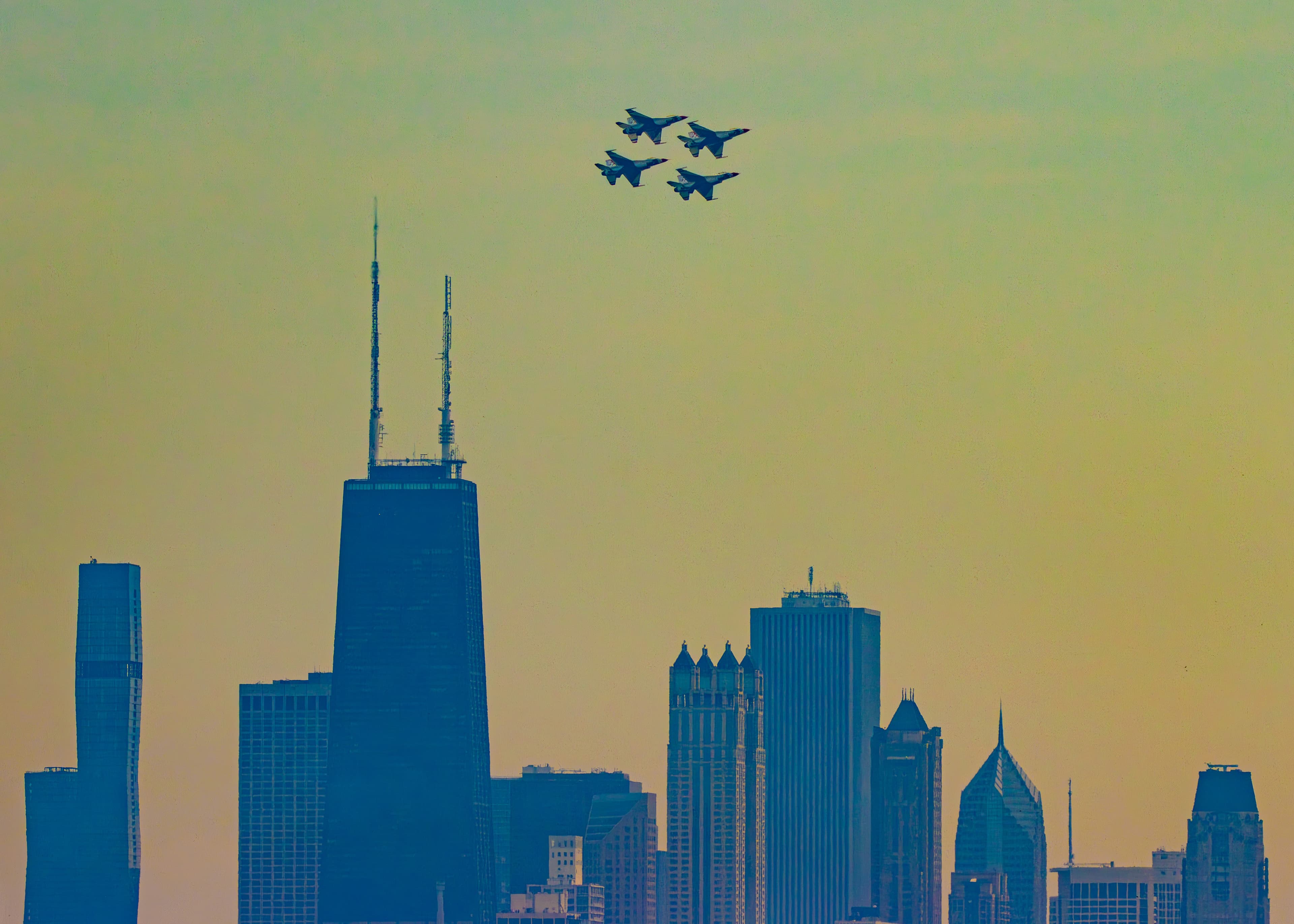 Thunderbirds against the Chicago skyline